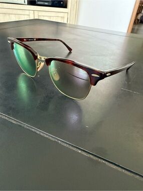 Ray-Ban Clubmaster Sunglasses in Tortoise